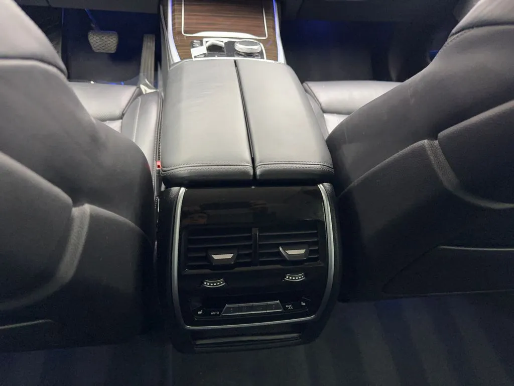 2023 BMW X7 40i - Photo 61