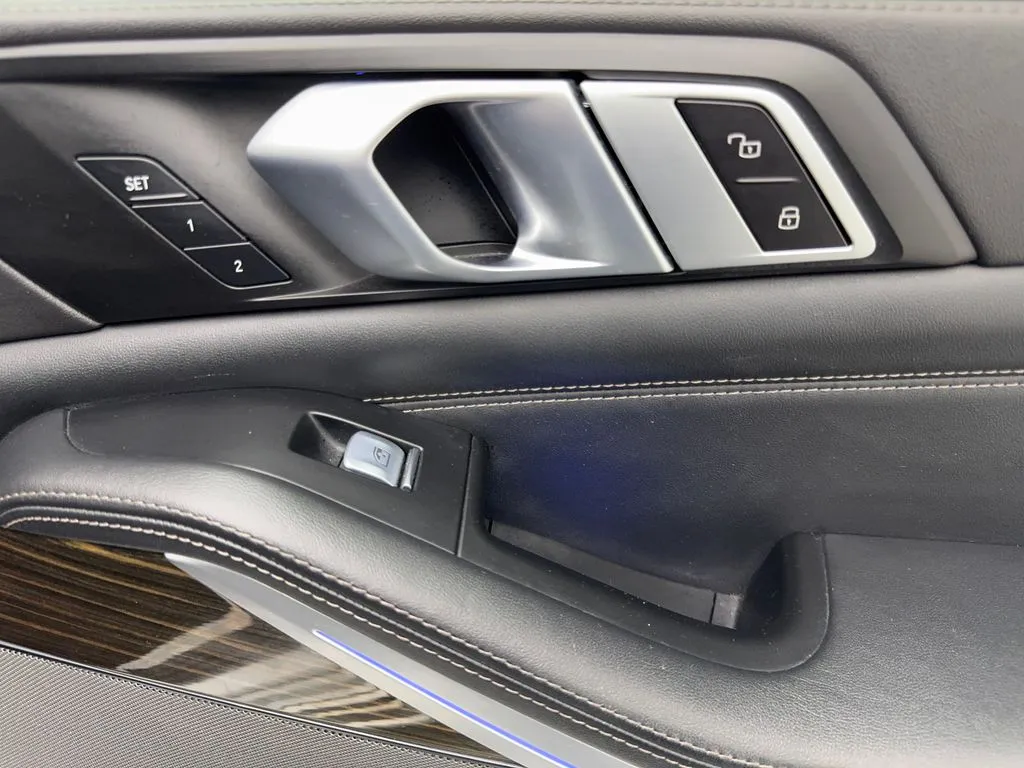 2023 BMW X7 40i - Photo 53