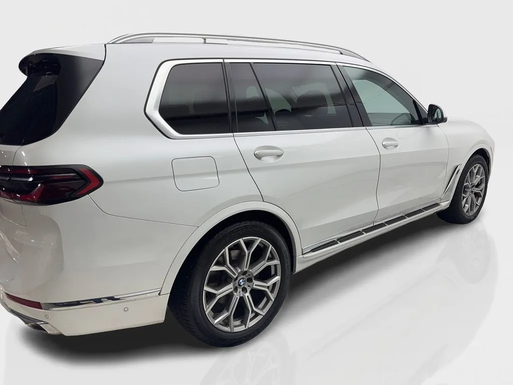 2023 BMW X7 40i - Photo 13