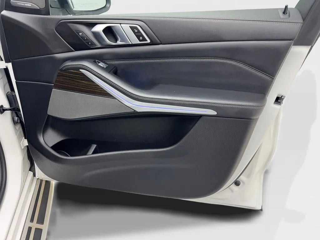 2023 BMW X7 40i - Photo 52