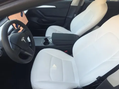 More photos of 2023 Tesla Model 3 NAV,CAM,PANO,HTD STS,BLIND SPOT,18" WLS at Autos of Dallas - Irving, TX