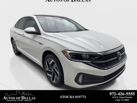 White 2023 Volkswagen Jetta 1.5T SEL NAV,CAM,SUNROOF,HTD STS,BLIND SPOT for sale in Irving, TX