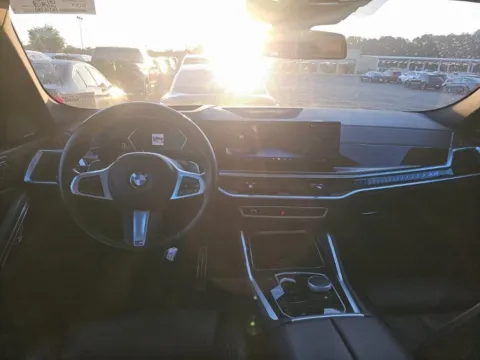 More photos of 2025 BMW X6 xDrive40i M SPORT,NAV,CAM,PANO,HTD STS,HEADS UP at Autos of Dallas - Plano, TX