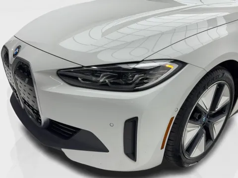 More photos of 2022 BMW i4 eDrive40 NAV,CAM,SUNROOF,HTD STS,HEADS UP,18" WLS at Autos of Dallas - Plano, TX