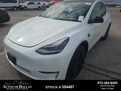 White 2025 Tesla Model Y Long Range NAV,CAM,PANO,HTD STS,BLIND SPOT,19" WLS for sale in Plano, TX