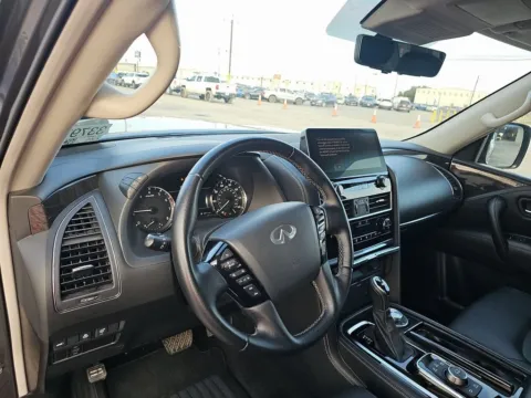 More photos of 2024 INFINITI QX80 LUXE NAV,CAM,SUNROOF,HTD STS,BLIND SPOT,3RD ROW at Autos of Dallas - Plano, TX