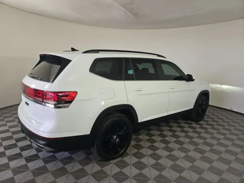 Photos of 2024 Volkswagen Atlas 2.0T SE w/Technology CAM,PANO,HTD STS,BLIND SPOT,3 for sale in Plano, TX at Autos of Dallas - Plano