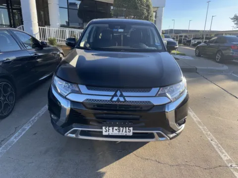 Black 2020 Mitsubishi Outlander ES for sale in Plano, TX