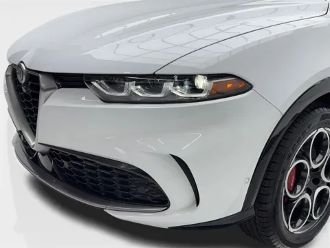 More photos of 2024 Alfa Romeo Tonale Ti at Autos of Dallas - Plano, TX