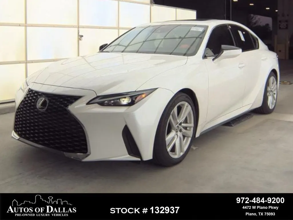 White 2024 Lexus IS 300 CAM,SUNROOF,HTD STS,BLIND SPOT,18" WLS for sale in Plano, TX