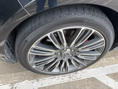 More photos of 2019 Land Rover Range Rover 3.0L V6 Supercharged at Autos of Dallas - Plano, TX