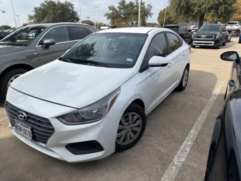 White 2018 Hyundai Accent SE for sale in Plano, TX