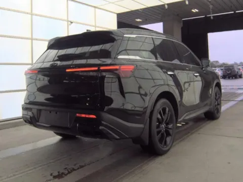 Photos of 2025 INFINITI QX60 LUXE NAV,CAM,SUNROOF,CLMT STS,BLIND SPOT,3RD ROW for sale in Plano, TX at Autos of Dallas - Plano