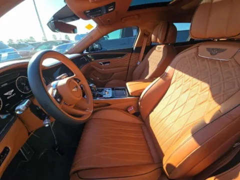 More photos of 2022 Bentley Flying Spur W12 NAV,CAM,PANO,CLMT STS,HEADS UP,22" WHLS at Autos of Dallas - Plano, TX