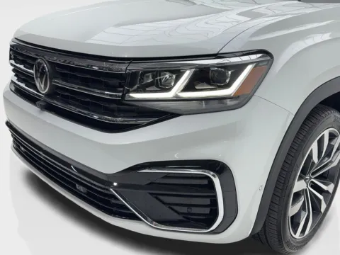 More photos of 2023 Volkswagen Atlas Cross Sport 3.6L V6 SEL Premium R-Line NAV,CAM,PANO,CLMT STS at Autos of Dallas - Plano, TX