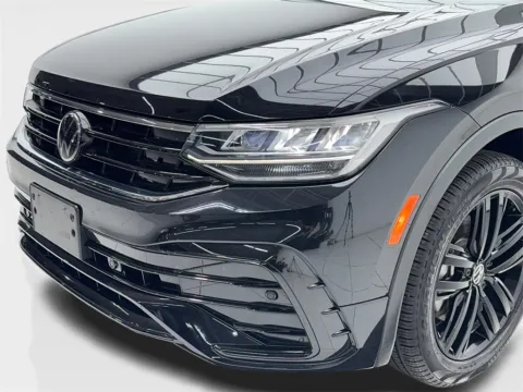 More photos of 2022 Volkswagen Tiguan 2.0T SE R-Line Black CAM,HTD STS,BLIND SPOT,3RD RO at Autos of Dallas - Plano, TX