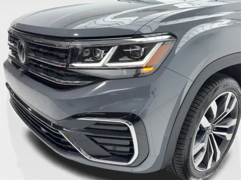 More photos of 2023 Volkswagen Atlas Cross Sport 3.6L V6 SEL Premium R-Line NAV,CAM,PANO,BLIND SPOT at Autos of Dallas - Plano, TX