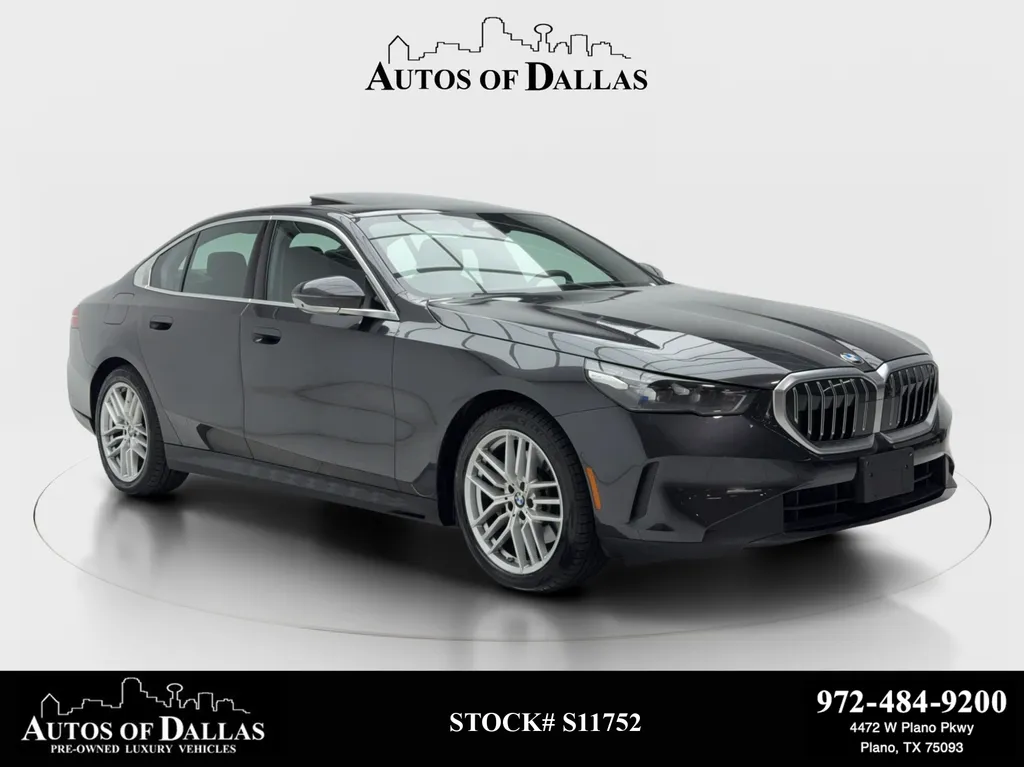 White 2024 BMW 5 Series 530i SPORT LINE,NAV,CAM,SUNROOF,HEADS UP for sale in Plano, TX