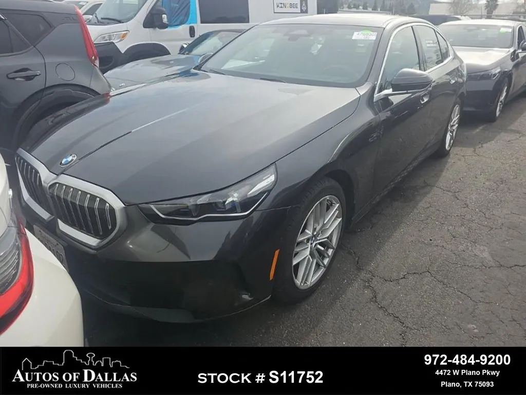 White 2024 BMW 5 Series 530i SPORT LINE,NAV,CAM,SUNROOF,HEADS UP for sale in Plano, TX