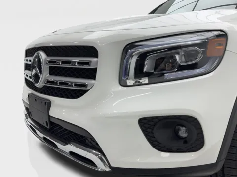 More photos of 2022 Mercedes-Benz GLB 250 NAV,CAM,PANO,HTD STS,BLIND SPOT at Autos of Dallas - Plano, TX