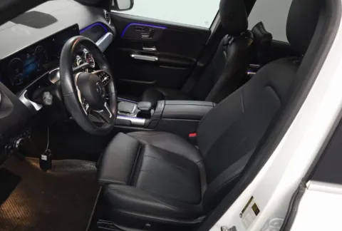 More photos of 2023 Mercedes-Benz GLB 250 NAV,CAM,PANO,HTD STS,BLIND SPOT,3RD ROW at Autos of Dallas - Plano, TX