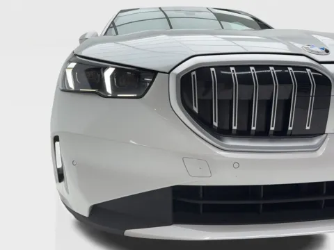 More photos of 2025 BMW 5 Series 530i SPORT LINE,NAV,CAM,SUNROOF,HTD STS,HEADS UP at Autos of Dallas - Plano, TX