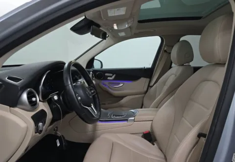 More photos of 2022 Mercedes-Benz GLC 300 NAV,CAM,PANO,HTD STS,BLIND SPOT at Autos of Dallas - Plano, TX