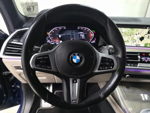 More photos of 2022 BMW X7 xDrive40i M SPORT,LUX STS,HEADS UP,MASSAGE STS,3RD at Autos of Dallas - Plano, TX