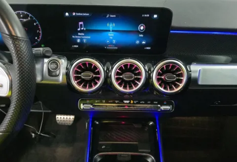 More photos of 2023 Mercedes-Benz GLB 250 AMG NIGHT PKG,NAV,CAM,PANO,3RD ROW at Autos of Dallas - Plano, TX