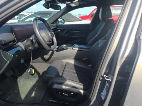 More photos of 2024 BMW 5 Series 530i SPORT LINE,NAV,CAM,SUNROOF,HEADS UP at Autos of Dallas - Plano, TX