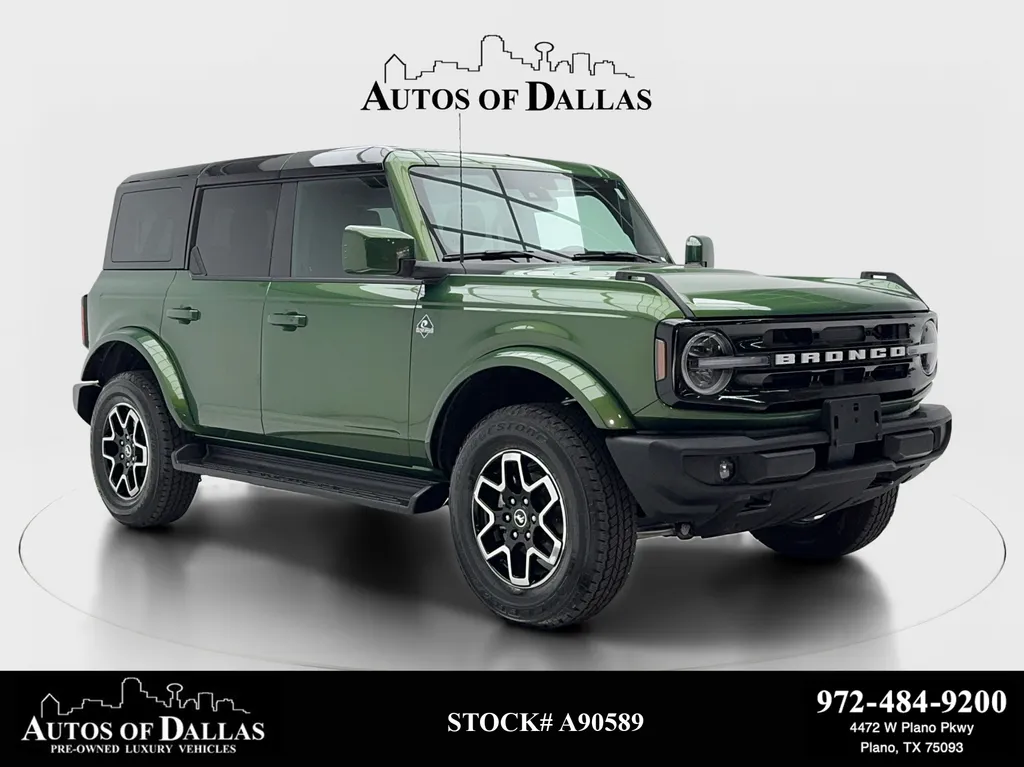 Green 2025 Ford Bronco Outer Banks NAV,CAM,HTD STS,BLIND SPOT,18" WLS for sale in Plano, TX