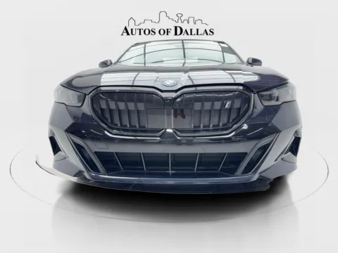 More photos of 2025 BMW i5 eDrive40 M SPORT,NAV,CAM,SUNROF,HTD STS,BLIND SPOT at Autos of Dallas - Plano, TX
