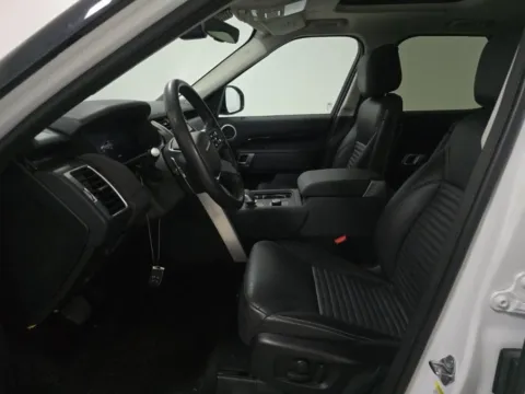 More photos of 2024 Land Rover Discovery S NAV,CAM,PANO,HTD STS,BLIND SPOT,3RD ROW at Autos of Dallas - Plano, TX