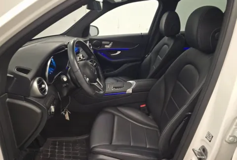 More photos of 2021 Mercedes-Benz GLC 300 NAV,CAM,PANO,HTD STS,BLIND SPOT at Autos of Dallas - Plano, TX