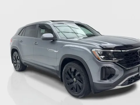Photos of 2024 Volkswagen Atlas Cross Sport 2.0T SE w/Technology for sale in Plano, TX at Autos of Dallas - Plano