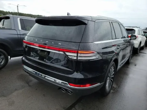 Photos of 2022 Lincoln Aviator Reserve NAV,CAM,PANO,4-CLMT STS,BLIND SPOT,3RD ROW for sale in Plano, TX at Autos of Dallas - Plano