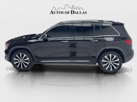 More photos of 2022 Mercedes-Benz GLB 250 NAV,CAM,PANO,HTD STS,BLIND SPOT,19" WLS at Autos of Dallas - Plano, TX