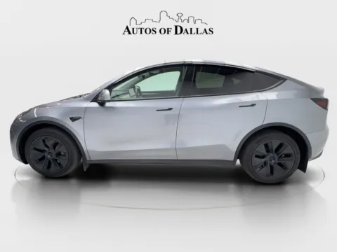 More photos of 2025 Tesla Model Y Long Range at Autos of Dallas - Plano, TX