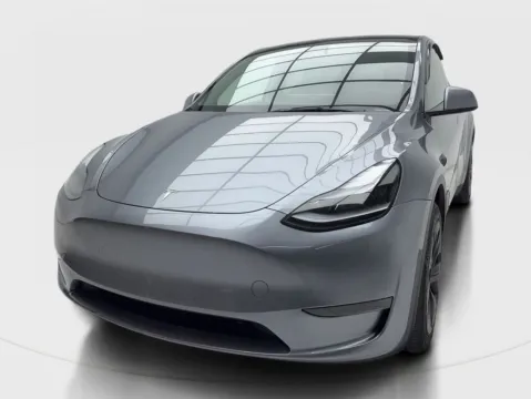 More photos of 2025 Tesla Model Y Long Range at Autos of Dallas - Plano, TX