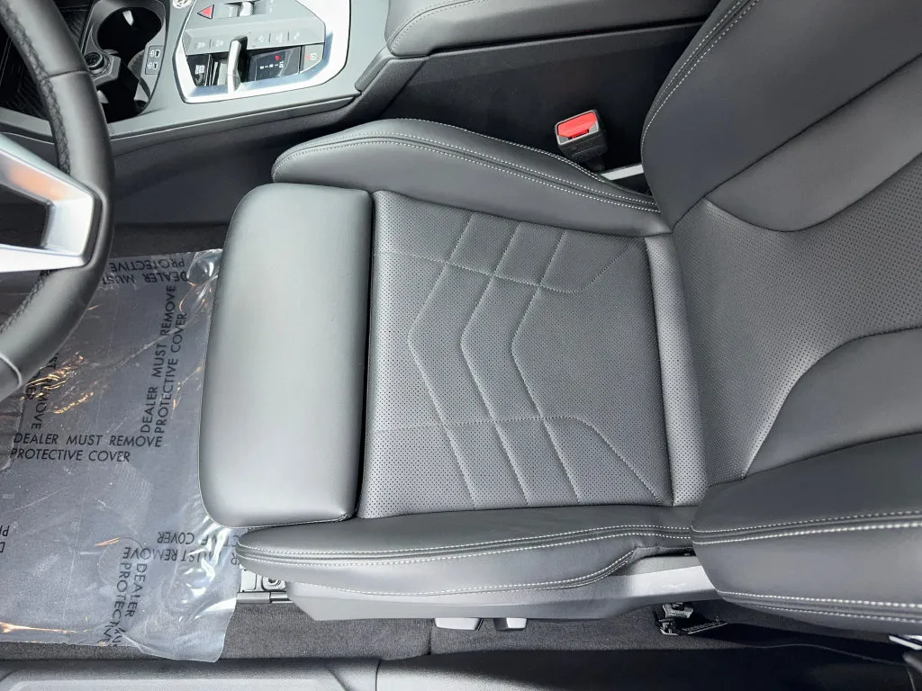 BMW 2 Series photo 21