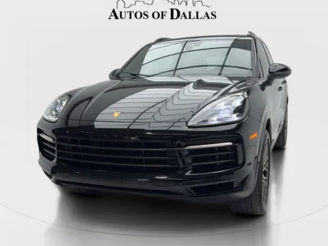 More photos of 2023 Porsche Cayenne Platinum Edition at Autos of Dallas - Plano, TX
