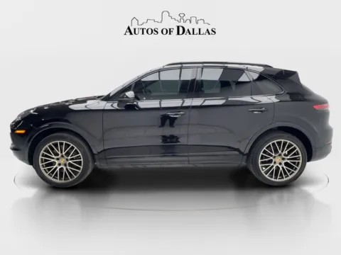 More photos of 2023 Porsche Cayenne Platinum Edition at Autos of Dallas - Plano, TX
