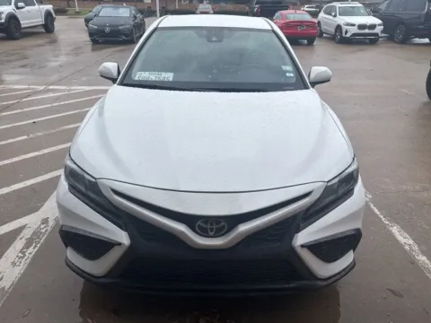 White 2021 Toyota Camry SE Nightshade for sale in Plano, TX