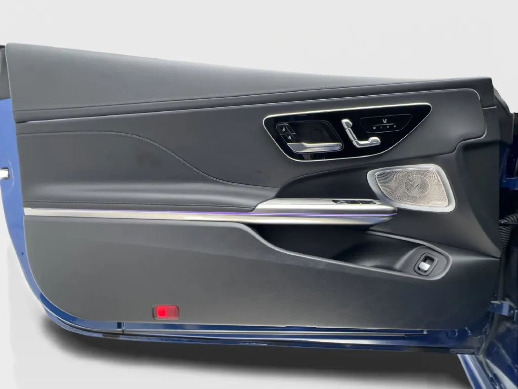 Mercedes-Benz CLE photo 37