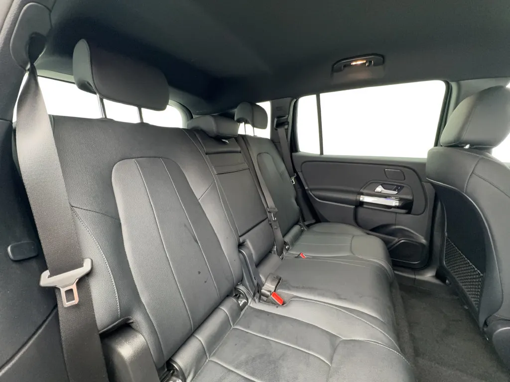 Mercedes-Benz EQB photo 26