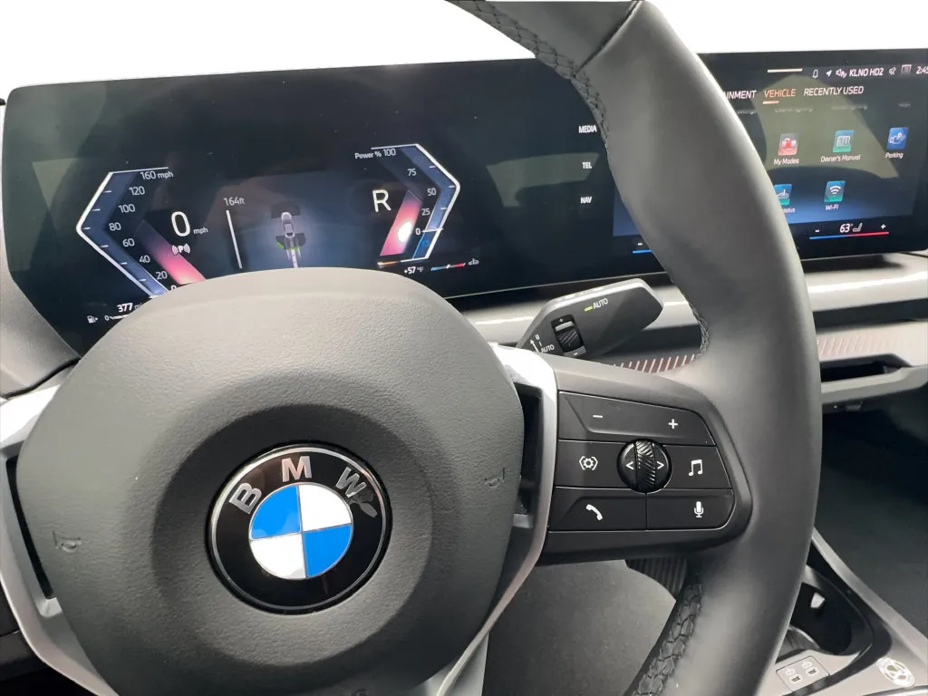 BMW 2 Series photo 43