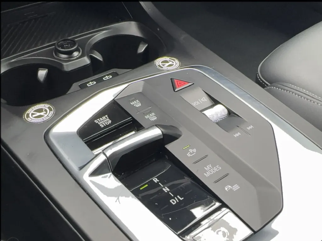 BMW 2 Series photo 32
