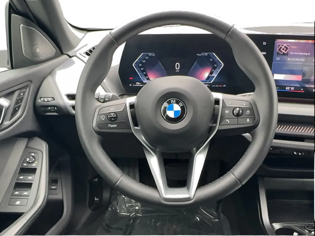 BMW 2 Series photo 40