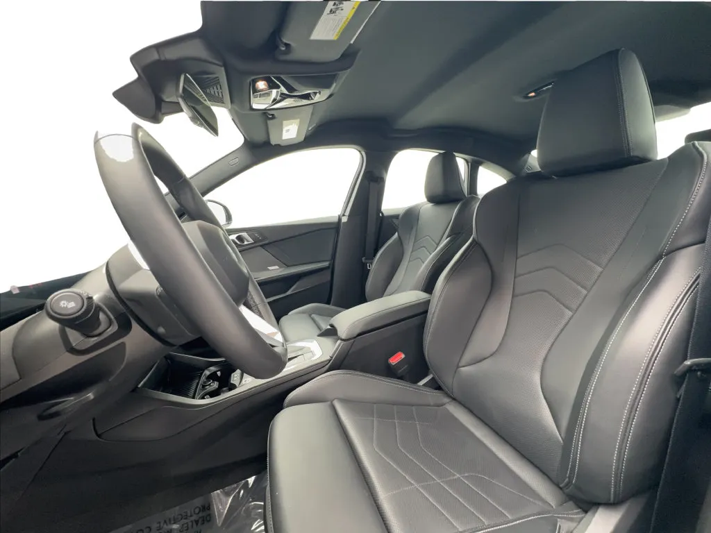 BMW 2 Series photo 20