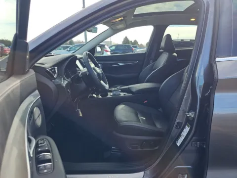 More photos of 2025 INFINITI QX50 LUXE at Autos of Dallas - Plano, TX